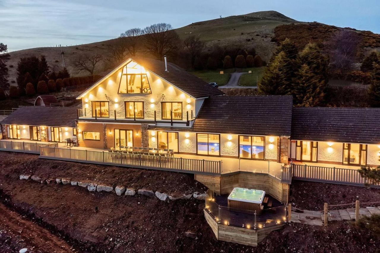 Clwyd Gate Manor Pool Sauna Hottub Cave Wales Ритин Экстерьер фото